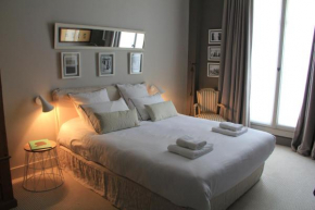Гостиница Villa du Square, Luxury Guest House  Париж